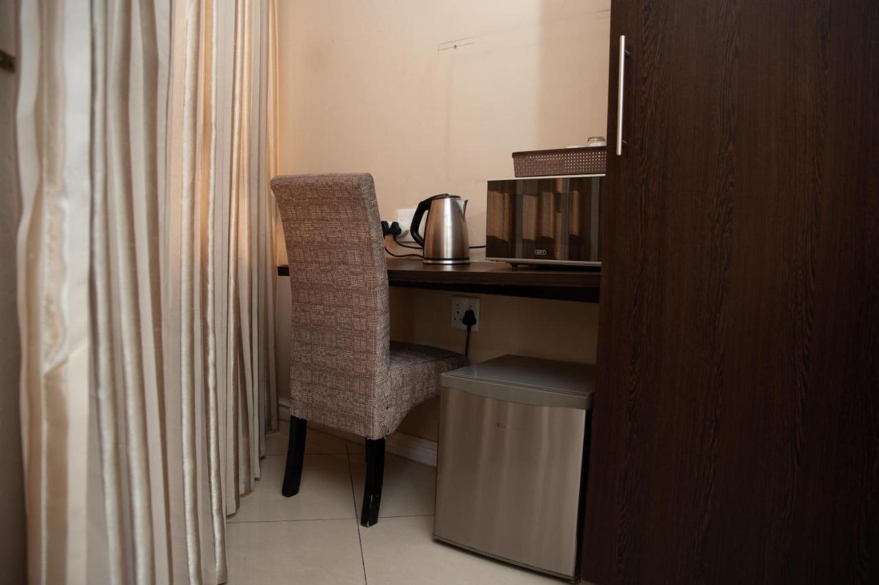 Bayside Hotel 100 Pixley Kaseme Street Durban Exterior photo